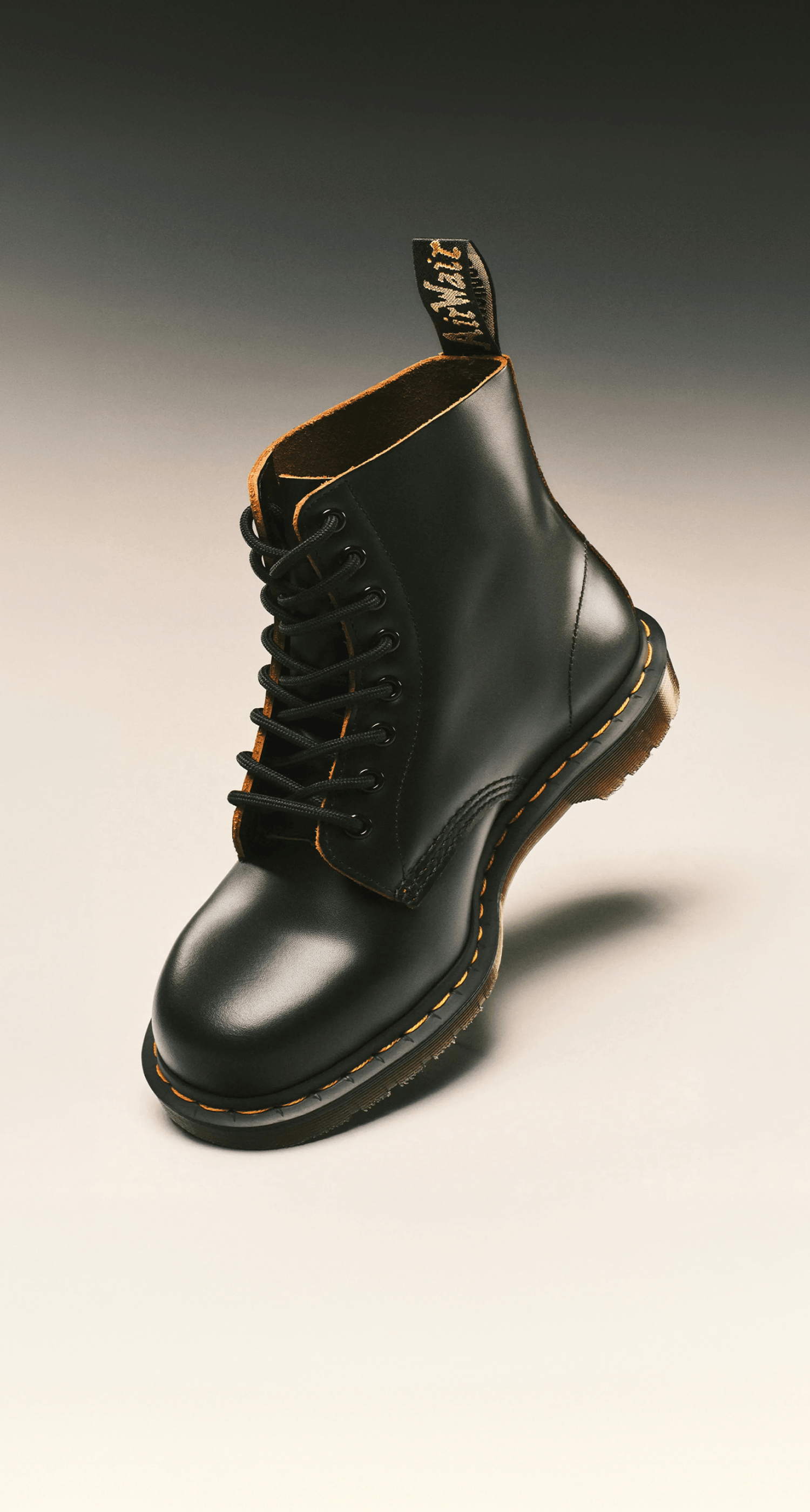 Dr Martens iconic 1440 boot